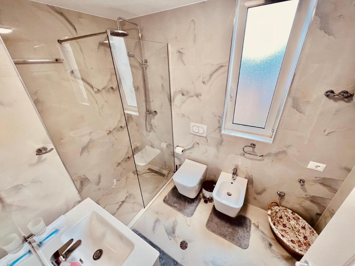 Leo'S Apartments Tirana Garden View Agim Kadrimi Luaran gambar